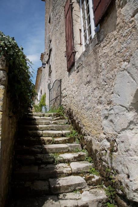 Chateau Barayre - Beautiful 12Th Century Castle With Pool And Large Garden Laussou エクステリア 写真